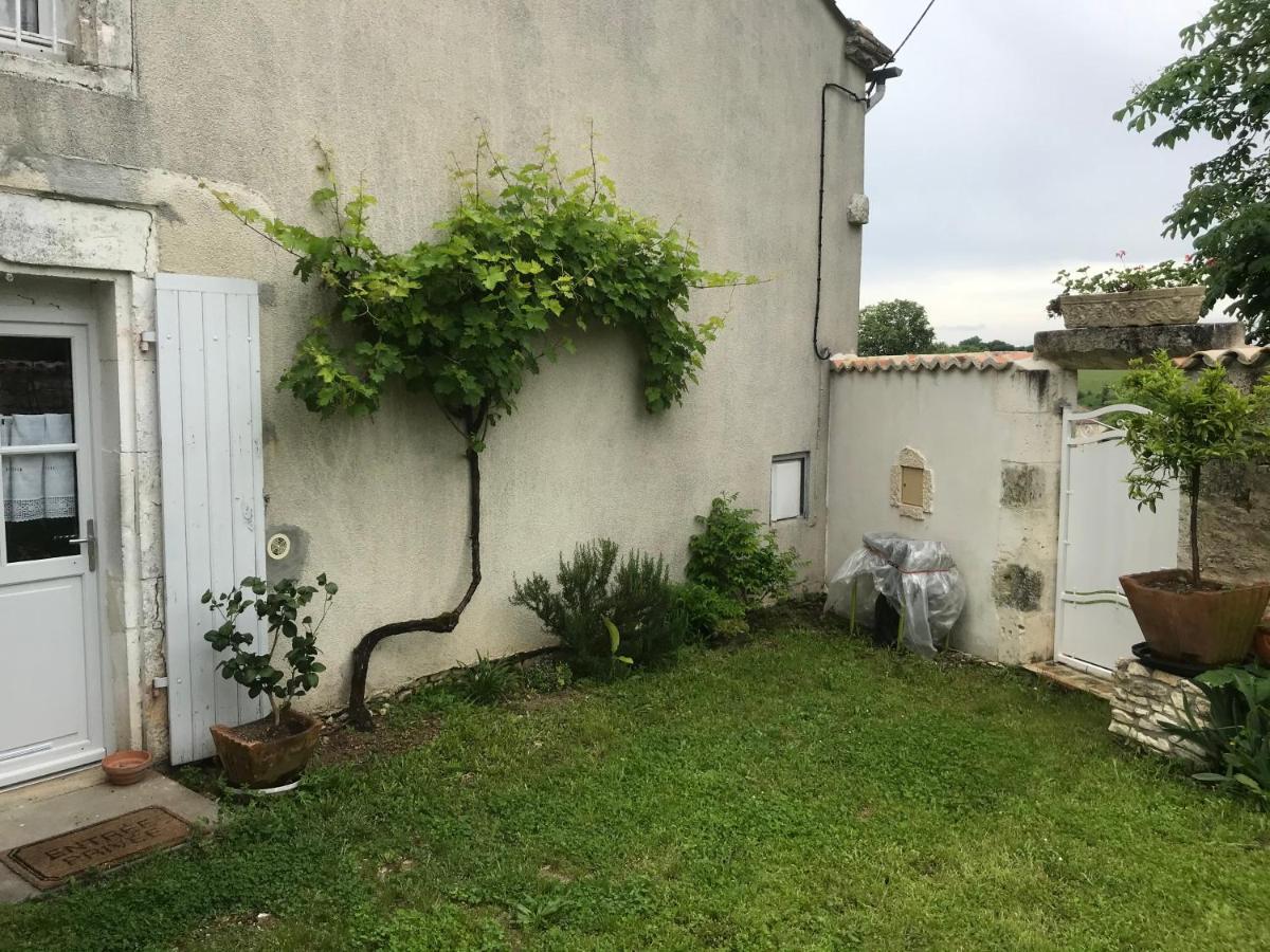 La Maison De Josephine Montignac-Charente Екстер'єр фото
